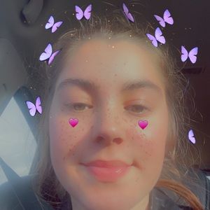 Meet your Posher, Pauline